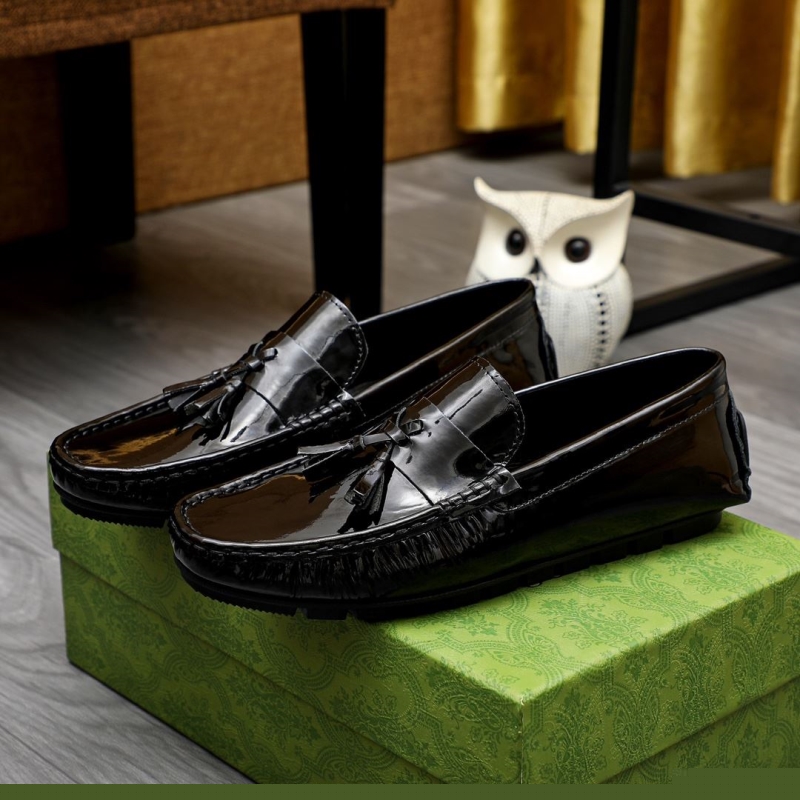 G*u*i leather shoes
